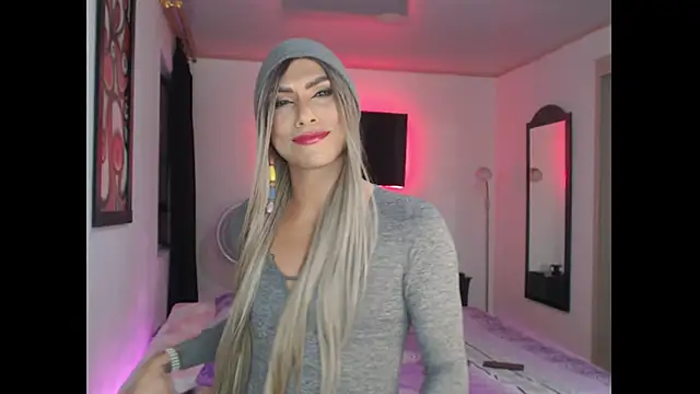 SophiaDuke online show from February 28, 9:15 am