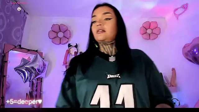 amyswallow7 online show from January 14, 12:58 am