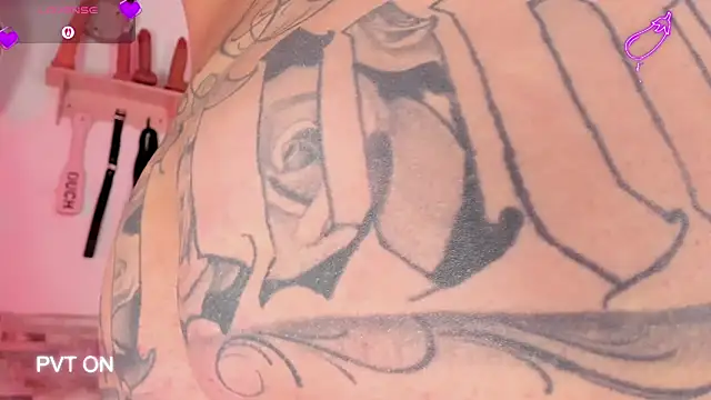 amyswallow7 online show from November 6, 1:20 am