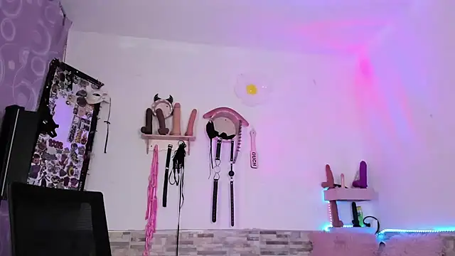 amyswallow7 online show from February 22, 1:52 am