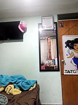 Elise-Leyton online show from November 9, 9:08 pm