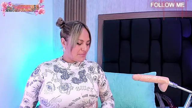 Elise-Leyton online show from December 2, 9:05 pm