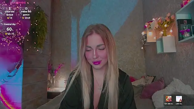 Mika Rayy online show from February 27, 8:30 pm