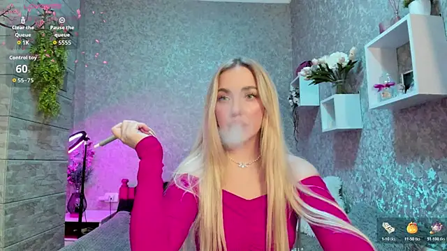 Mika Rayy online show from October 20, 7:03 pm