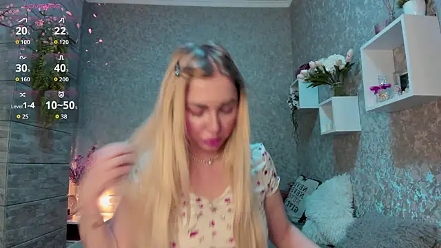 Mika Rayy online show from October 25, 1:27 am