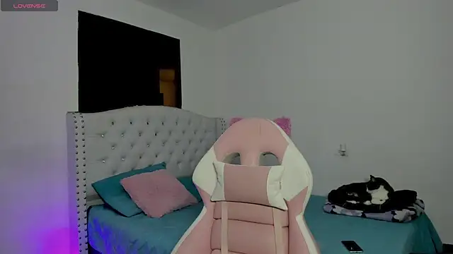 Alana ponsee online show from December 14, 4:08 am