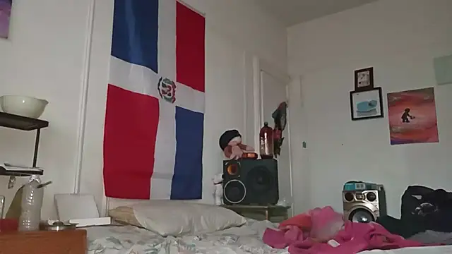 Snapshot of BaByArM81 chatting on October 14, 12:50 pm BaByArM81 online show from October 14, 12:50 pm