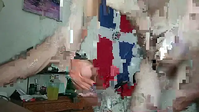 Snapshot of BaByArM81 chatting on October 4, 8:43 pm BaByArM81 online show from October 4, 8:43 pm