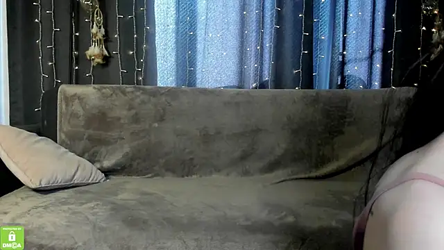 Snapshot of Amelia_skyy chatting on June 12, 1:14 am Amelia skyy online show from June 12, 1:14 am