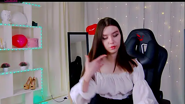 Amelia skyy online show from March 7, 2:36 am