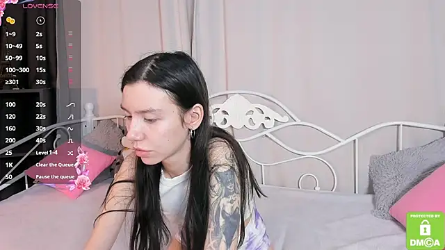 Amelia skyy online show from March 24, 2:33 am