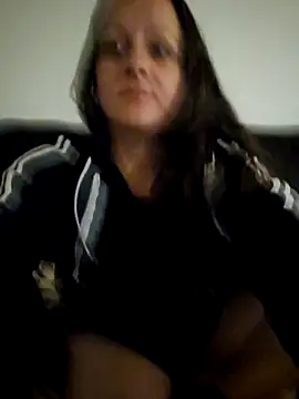 xxxshimmer online show from December 1, 7:48 pm