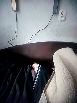 Lukas2204 online show from February 12, 2:50 pm