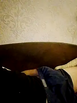 Lukas2204 online show from November 10, 11:10 pm