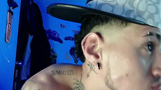 Snapshot of Neymar_jr11-collinss chatting on September 10, 9:03 pm Neymar jr11-collinss online show from September 10, 9:03 pm