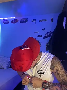 Snapshot of Neymar_jr11-collinss chatting on September 9, 8:40 pm Neymar jr11-collinss online show from September 9, 8:40 pm