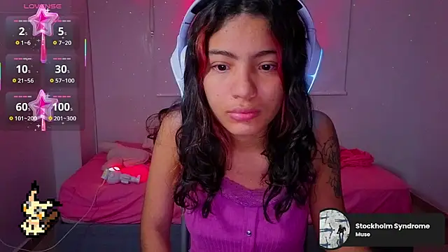 Lovelyamyy online show from December 16, 7:56 am