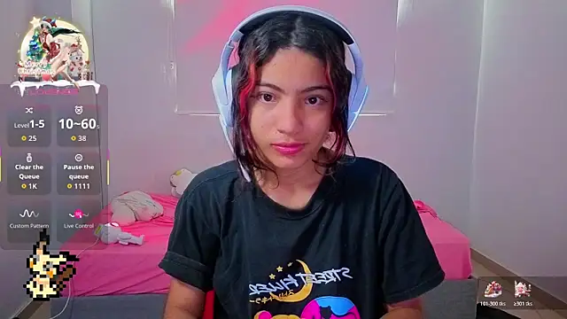 Lovelyamyy online show from December 4, 8:19 pm