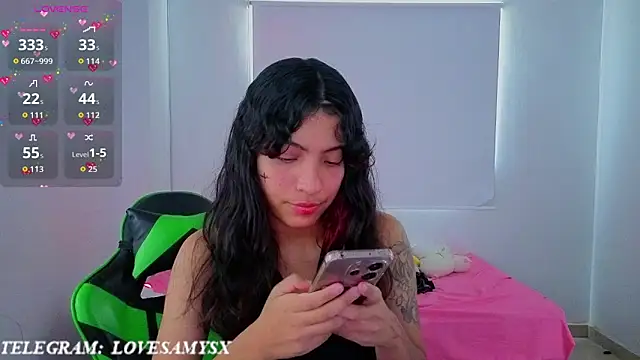 Snapshot of Lovelyamyy chatting on May 11, 2:45 pm Lovelyamyy online show from May 11, 2:45 pm