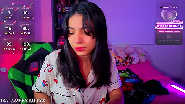 Snapshot of Lovelyamyy chatting on June 4, 3:00 am Lovelyamyy online show from June 4, 3:00 am