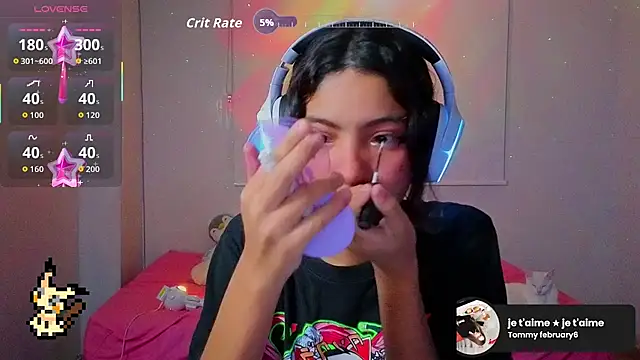 Lovelyamyy online show from December 15, 2:17 am