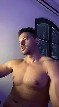 Snapshot of Lucasfit24 chatting on February 26, 12:27 pm Lucasfit24 online show from February 26, 12:27 pm