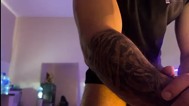 Snapshot of Lucasfit24 chatting on November 26, 2:28 pm Lucasfit24 online show from November 26, 2:28 pm