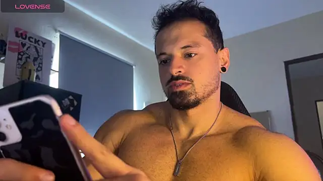 Lucasfit24 online show from January 18, 2:53 pm