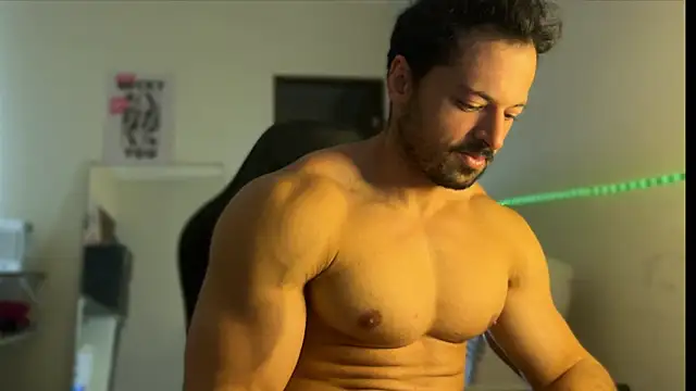 Lucasfit24 online show from March 11, 2:55 pm