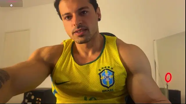 Snapshot of Lucasfit24 chatting on June 14, 3:13 pm Lucasfit24 online show from June 14, 3:13 pm