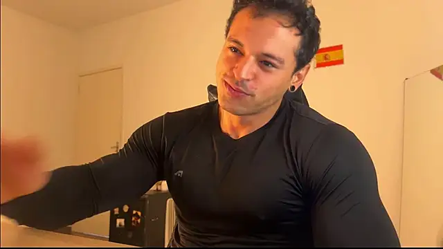 Snapshot of Lucasfit24 chatting on June 28, 3:07 pm Lucasfit24 online show from June 28, 3:07 pm