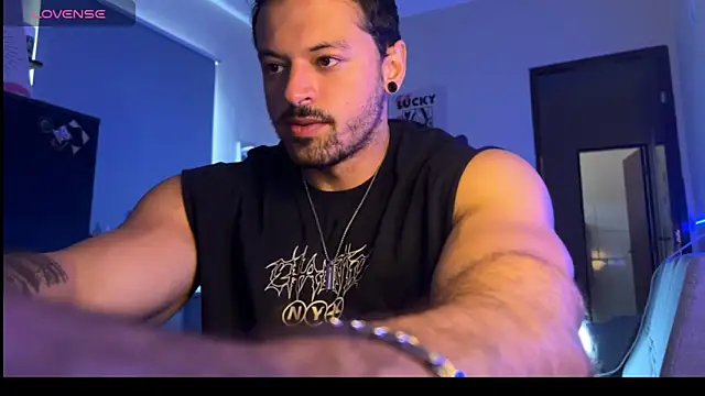 Lucasfit24 online show from February 26, 2:39 pm