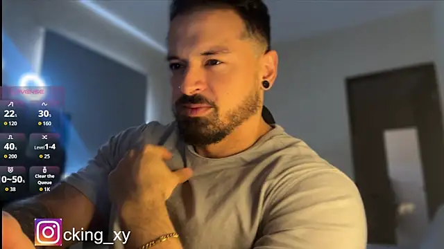 Snapshot of Lucasfit24 chatting on October 8, 3:57 pm Lucasfit24 online show from October 8, 3:57 pm