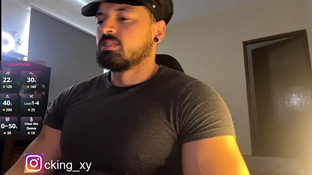 Snapshot of Lucasfit24 chatting on September 18, 1:58 pm Lucasfit24 online show from September 18, 1:58 pm
