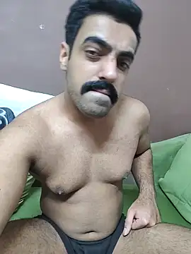 vaibhavchugh38 online show from February 19, 9:36 pm