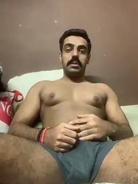 vaibhavchugh38 online show from January 17, 7:49 pm