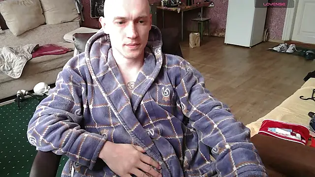 Snapshot of johnny_positive chatting on April 29, 5:22 am johnny positive online show from April 29, 5:22 am