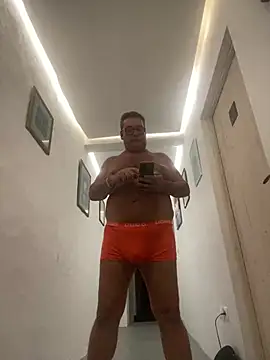 MountJohnXL online show from April 3, 12:06 am