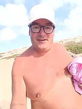 Snapshot of MountJohnXL chatting on February 18, 3:41 pm MountJohnXL online show from February 18, 3:41 pm