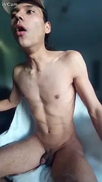 TyroneeDE online show from March 1, 4:22 pm