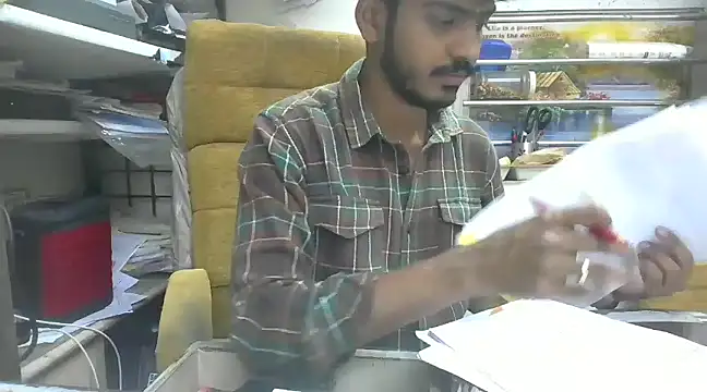 Snapshot of cute_modell chatting on February 6, 7:45 am cute modell online show from February 6, 7:45 am