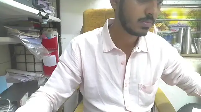 Snapshot of cute_modell chatting on February 27, 1:07 pm cute modell online show from February 27, 1:07 pm