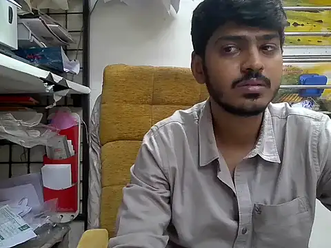 Snapshot of cute_modell chatting on November 6, 12:09 pm cute modell online show from November 6, 12:09 pm