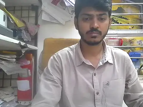 Snapshot of cute_modell chatting on February 20, 8:27 am cute modell online show from February 20, 8:27 am