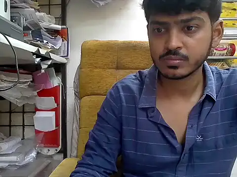 Snapshot of cute_modell chatting on September 17, 8:27 am cute modell online show from September 17, 8:27 am