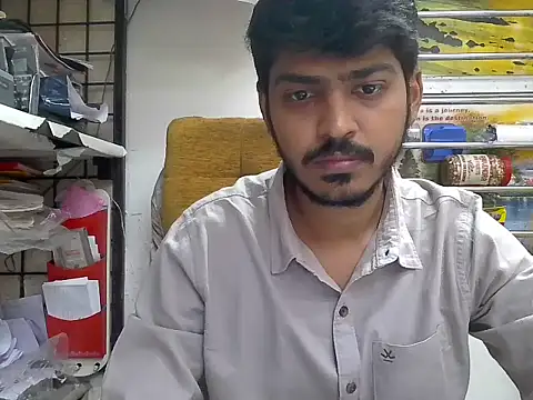 Snapshot of cute_modell chatting on November 17, 7:56 am cute modell online show from November 17, 7:56 am