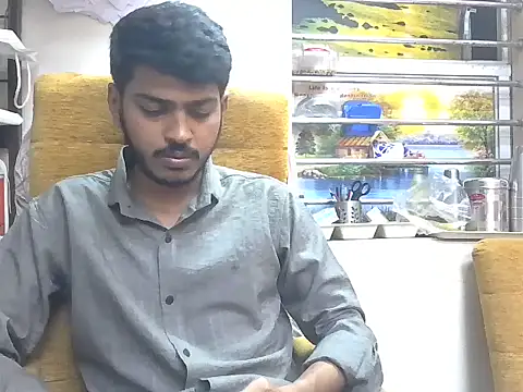 Snapshot of cute_modell chatting on February 3, 12:43 pm cute modell online show from February 3, 12:43 pm