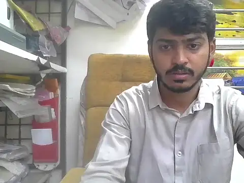 Snapshot of cute_modell chatting on February 23, 8:37 am cute modell online show from February 23, 8:37 am