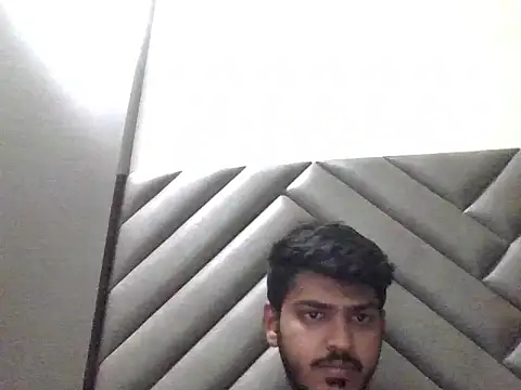 Snapshot of cute_modell chatting on December 3, 6:40 pm cute modell online show from December 3, 6:40 pm