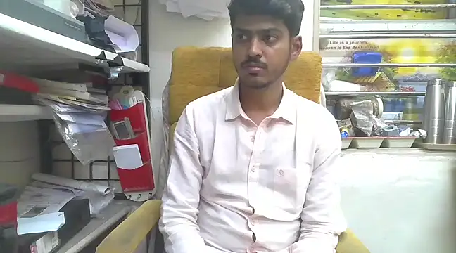 Snapshot of cute_modell chatting on March 3, 1:01 pm cute modell online show from March 3, 1:01 pm